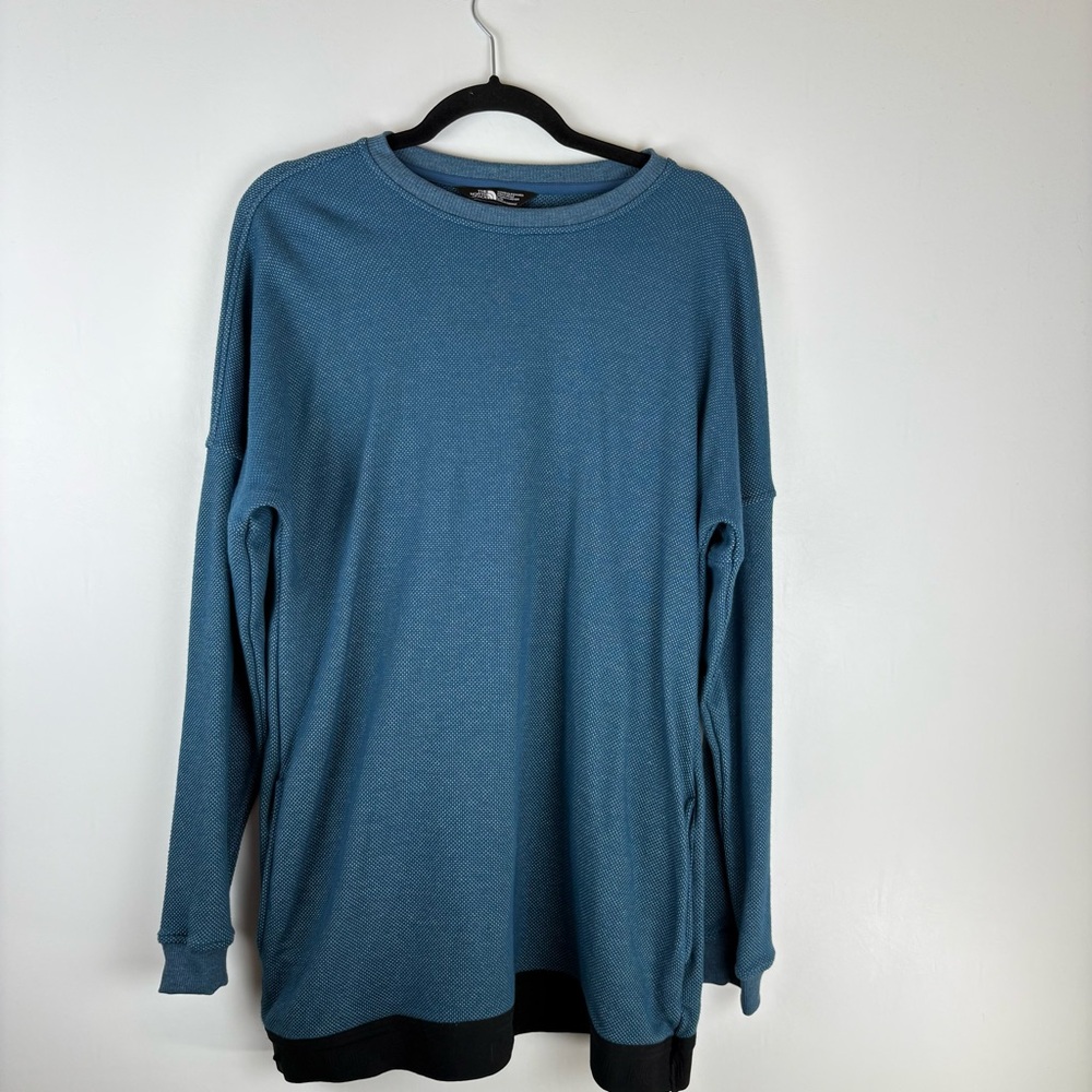 The North Face Womens Large Long Sleeve Top Blue Shirt Hiking Pockets Active